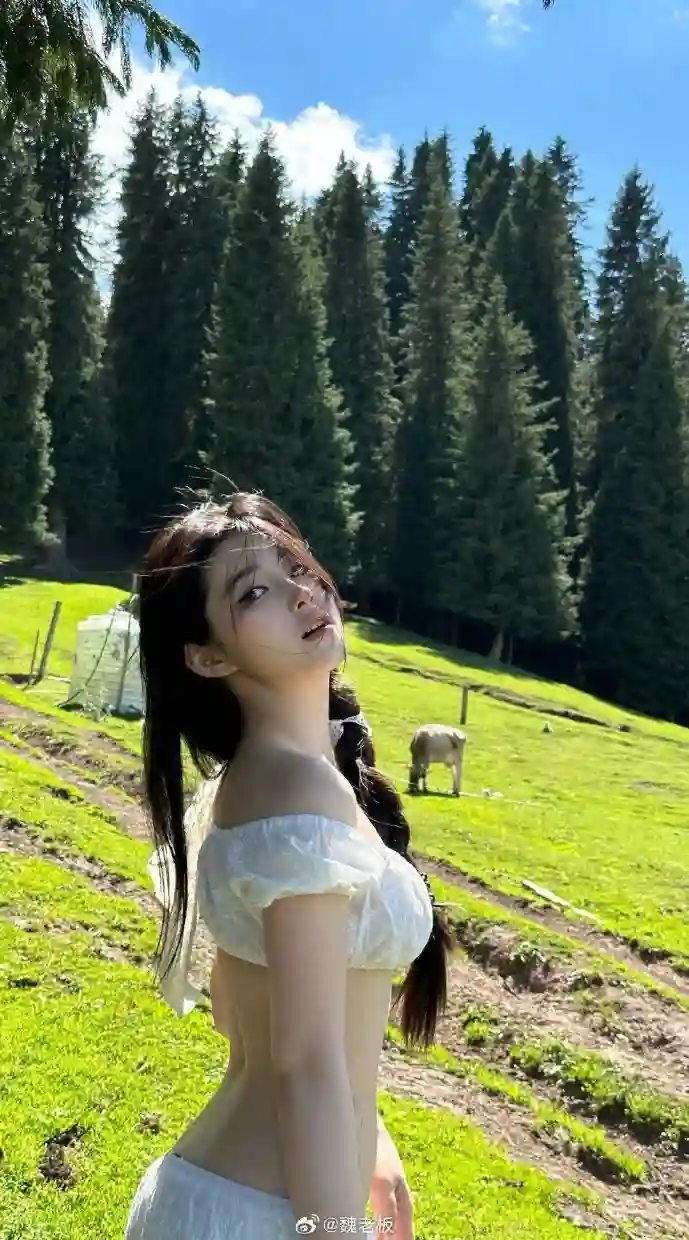 儿童听儿歌场景